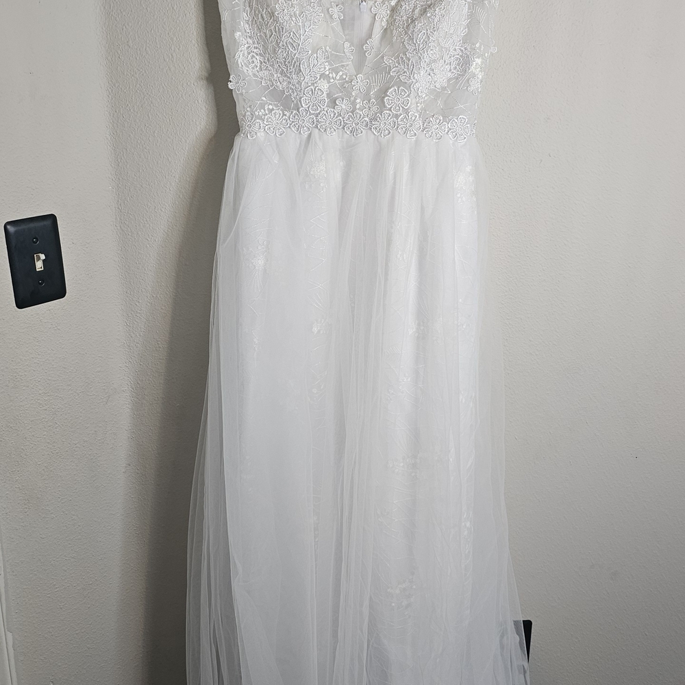 Elegant Lace Wedding Dress